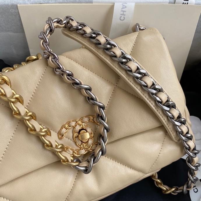 Handbag Chanel size 26 cm