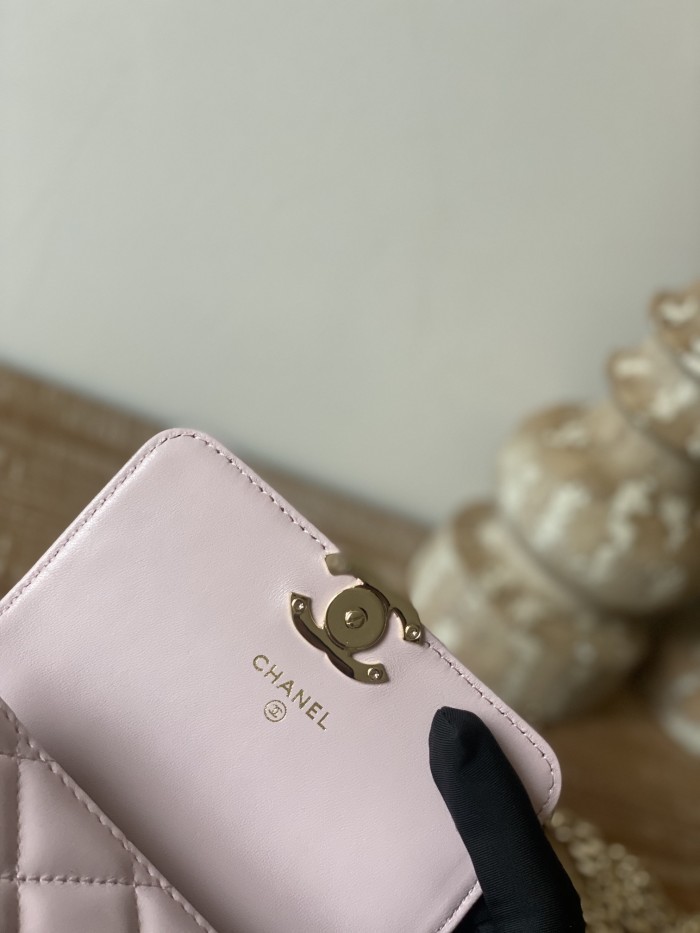 Handbag Chanel 81197 size 9.5×13×6 cm