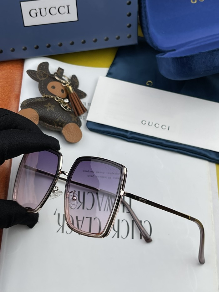 Sunglasses Gucci G9807