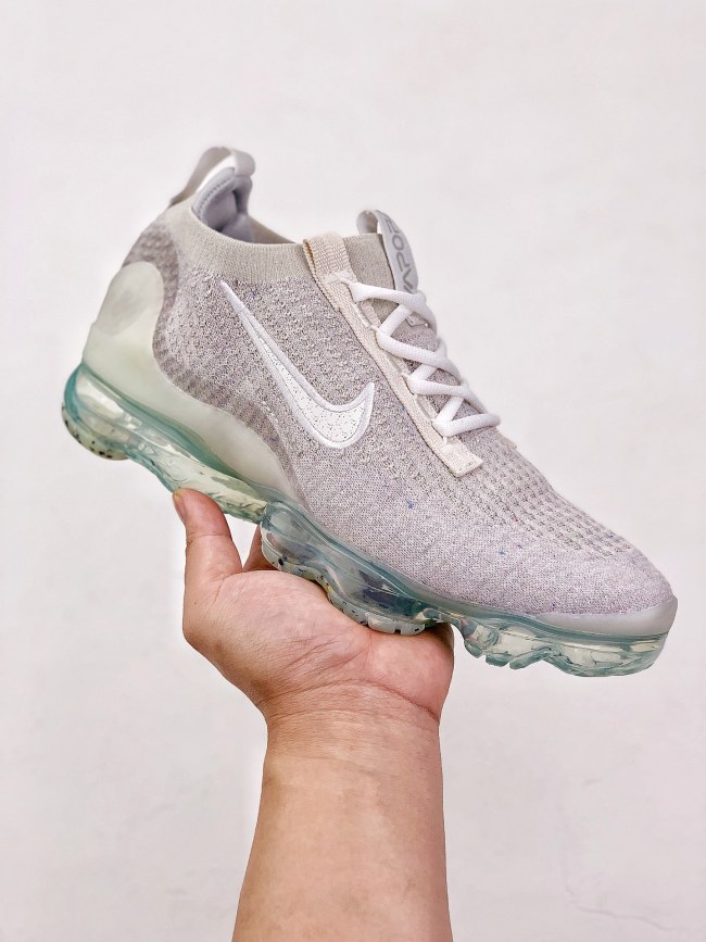 Nike Air VaporMax 2021 Flyknit Sneaker 12