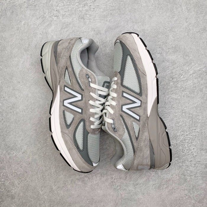 New Balance 990V4 Sneaker 8