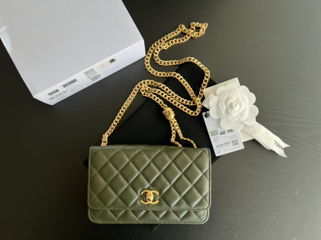 Handbag Chanel AP3043 size 19 cm