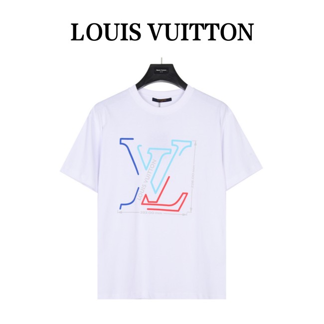 Clothes Louis Vuitton 369