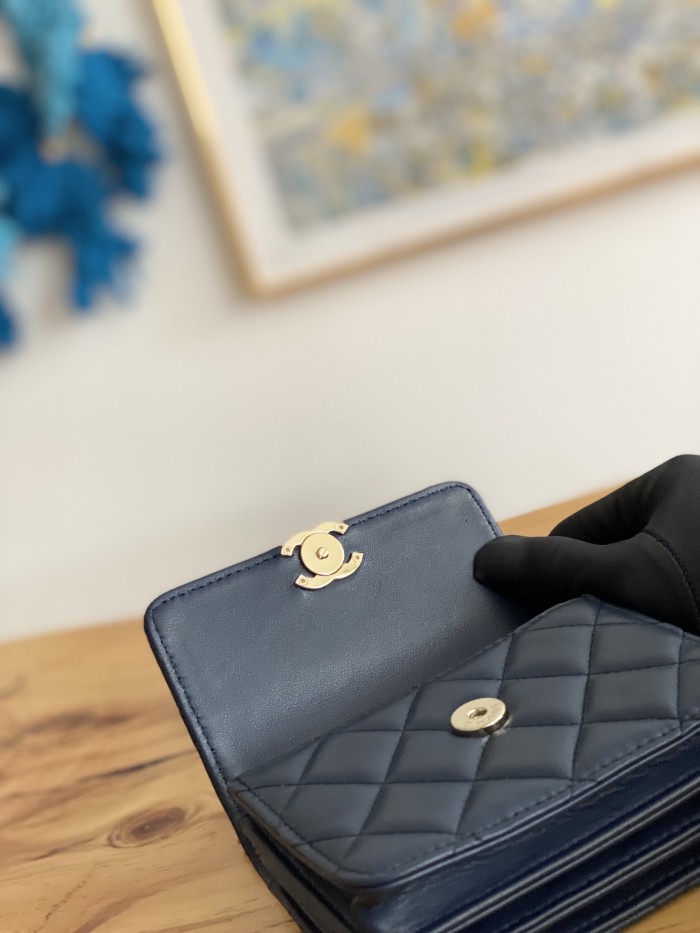 Handbag Chanel 81209 size 12.5 cm