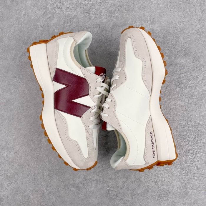 New Balance 327 Sneaker 22
