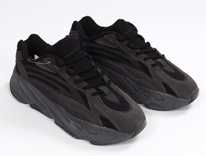 Adidas Yeezy Boost 700 V2 Vanta