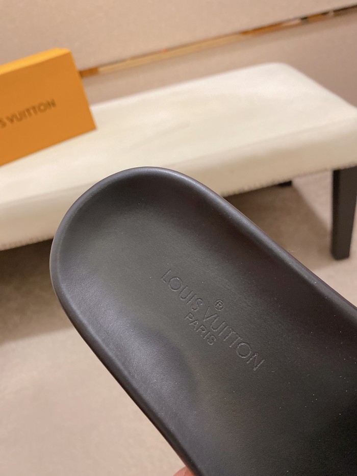 Louis Vuitton Slipper 6