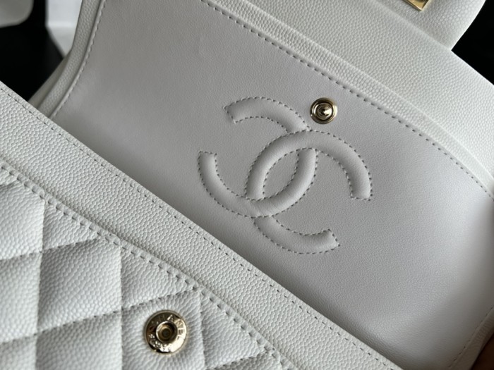 Handbag Chanel size 23 cm