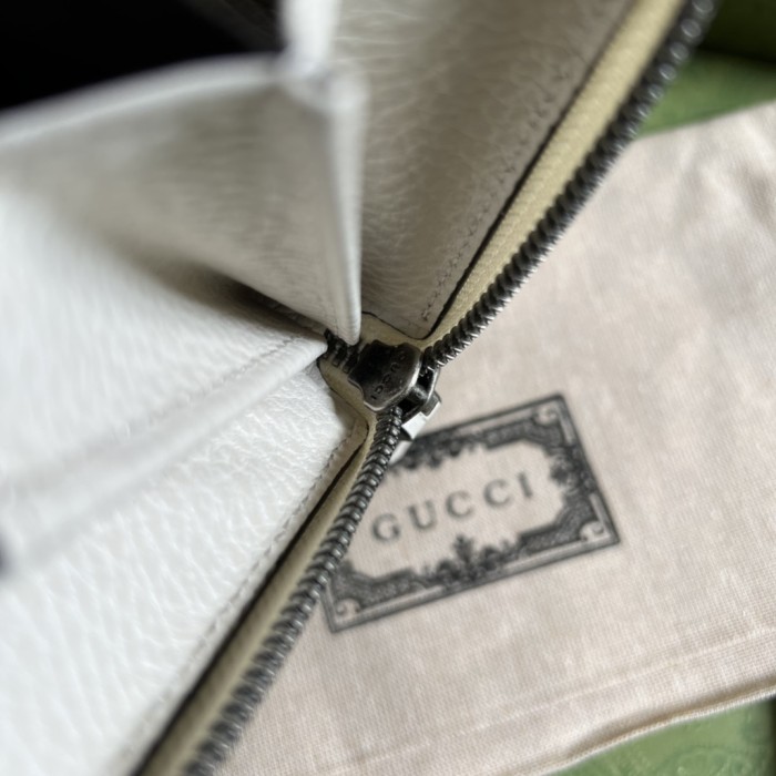 Handbag Gucci 456117 size 19*10.5*2 cm