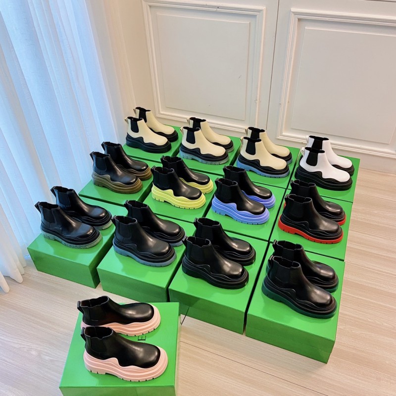 Bottega Veneta Boots 32