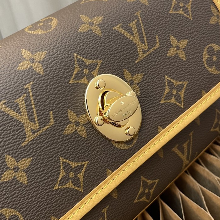 Handbag Louis Vuitton M40078 size 22.5×13×8 CM