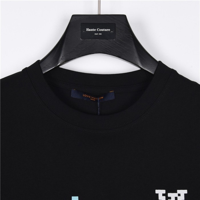 Clothes Louis Vuitton 364