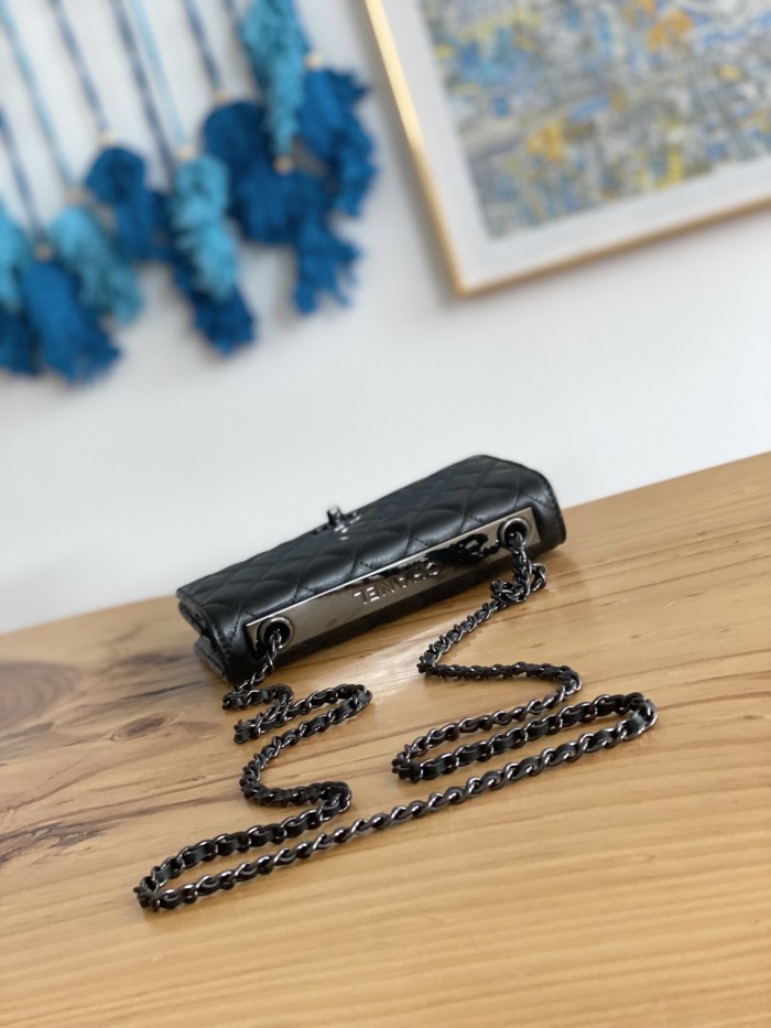 Handbag Chanel 88632 size 19 cm