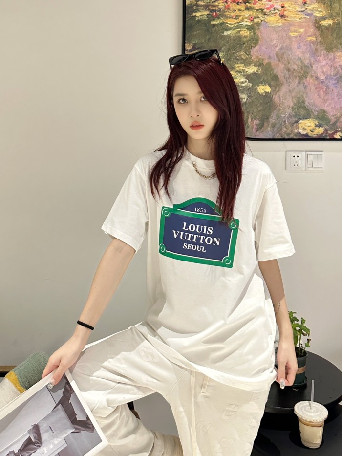 Clothes Louis Vuitton 415