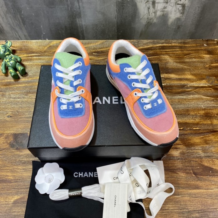 Chanel Fabric & Suede Calfskin Low Top Sneaker 41