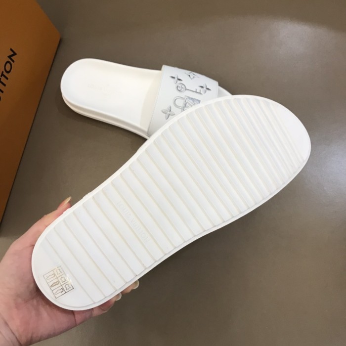 Louis Vuitton Slipper 79