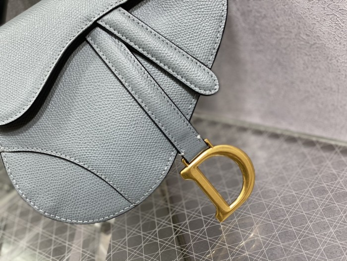 Handbag Dior size 19.5 cm