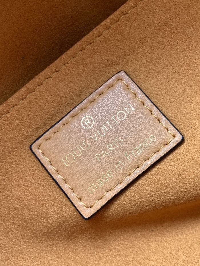 Handbag Louis Vuitton M59614 size 35.0 x 27.0 x 14.0 cm