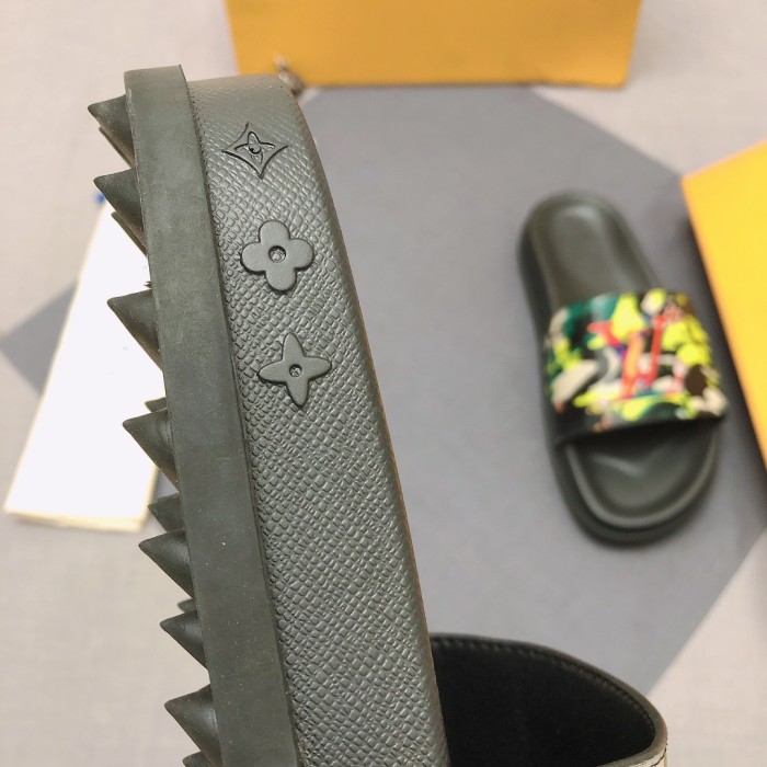 Louis Vuitton Slipper 115