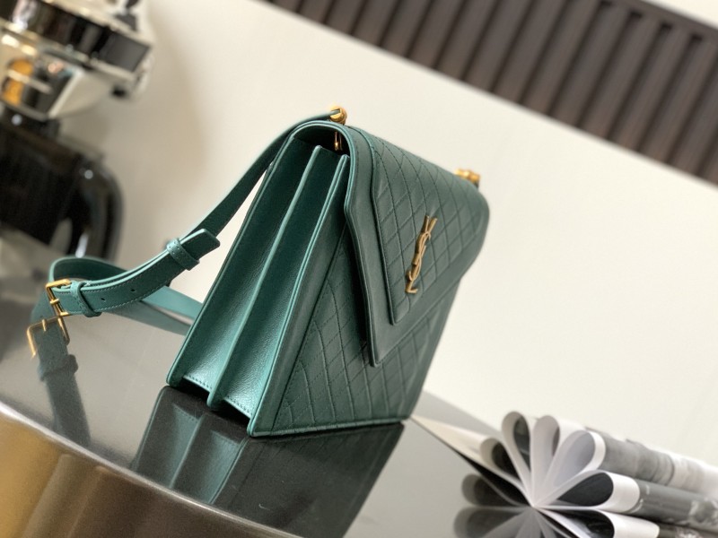 Handbags SAINT LAURENT 668863 size 26×18×5 cm