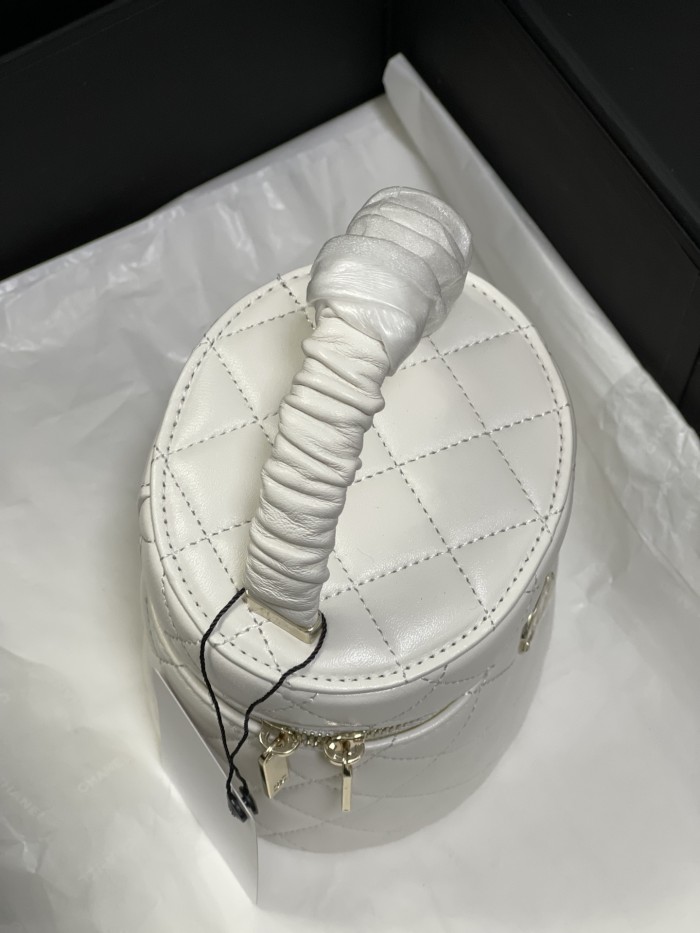 Handbag Chanel size 13×13×11 cm