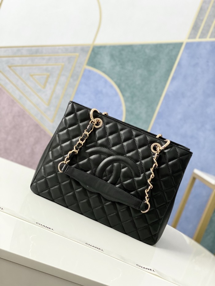 Handbag Chanel 20995 size 34x25x14 cm