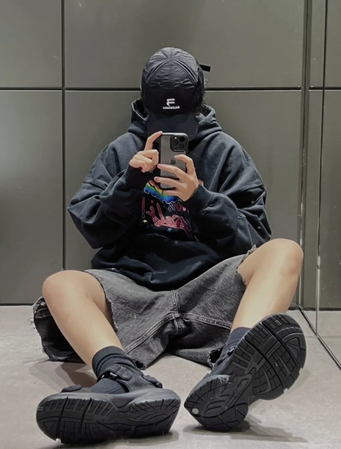 Clothes Balenciaga 51