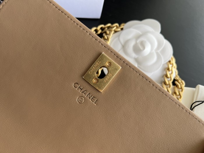 Handbag Chanel AP3043 size 19 cm