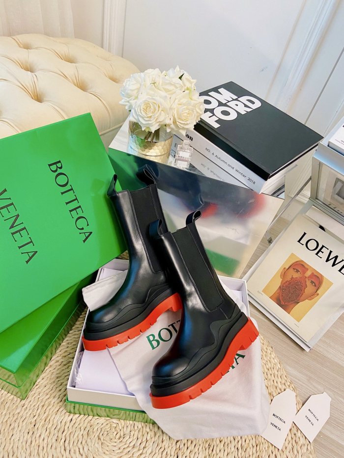 Bottega Veneta Boots 32