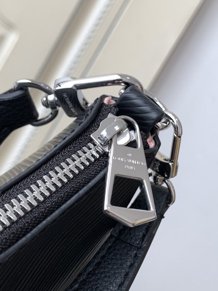 Handbag Louis Vuitton M80689 size 25x15x8 cm