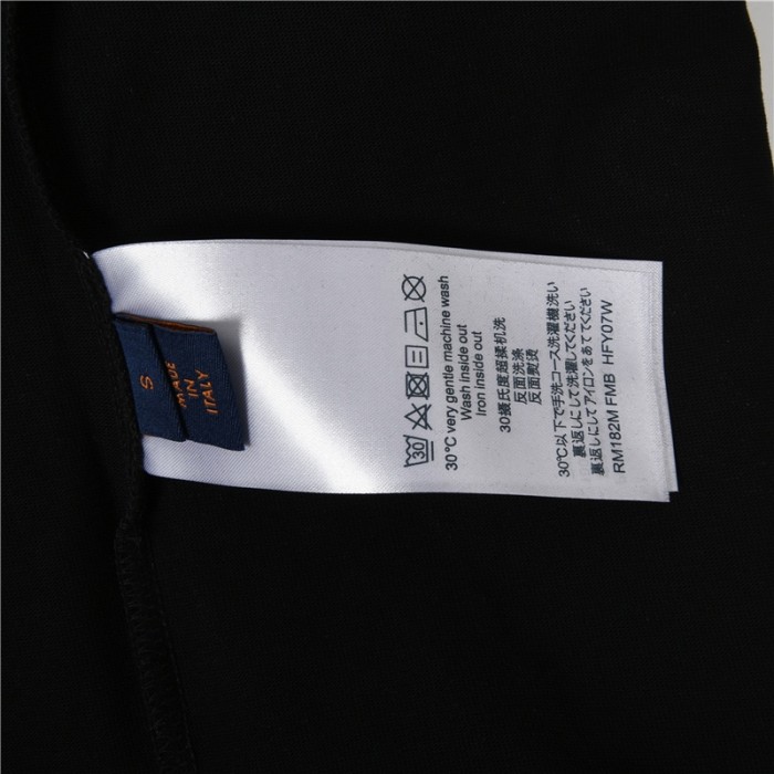 Clothes Louis Vuitton 70