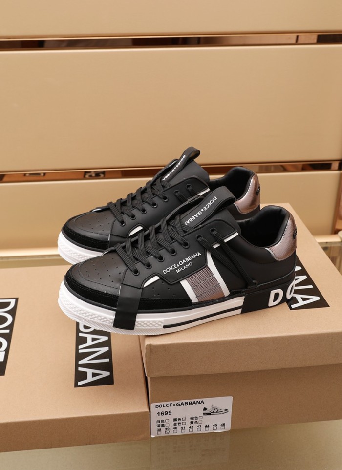 Dolce & Gabbana Low Tops Sneakers 25