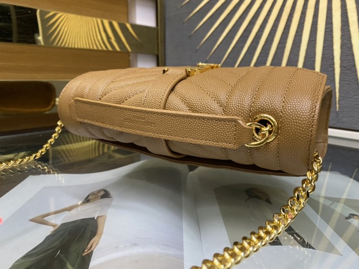 Handbags SAINT LAURENT 526286 size 22×13×6 cm