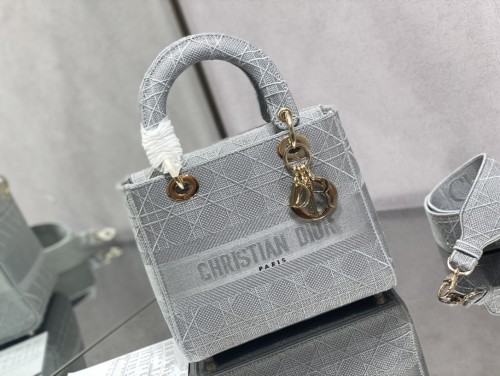 Handbag Dior size 24 cm