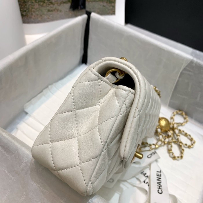 Handbag Chanel 1787 size 20 cm