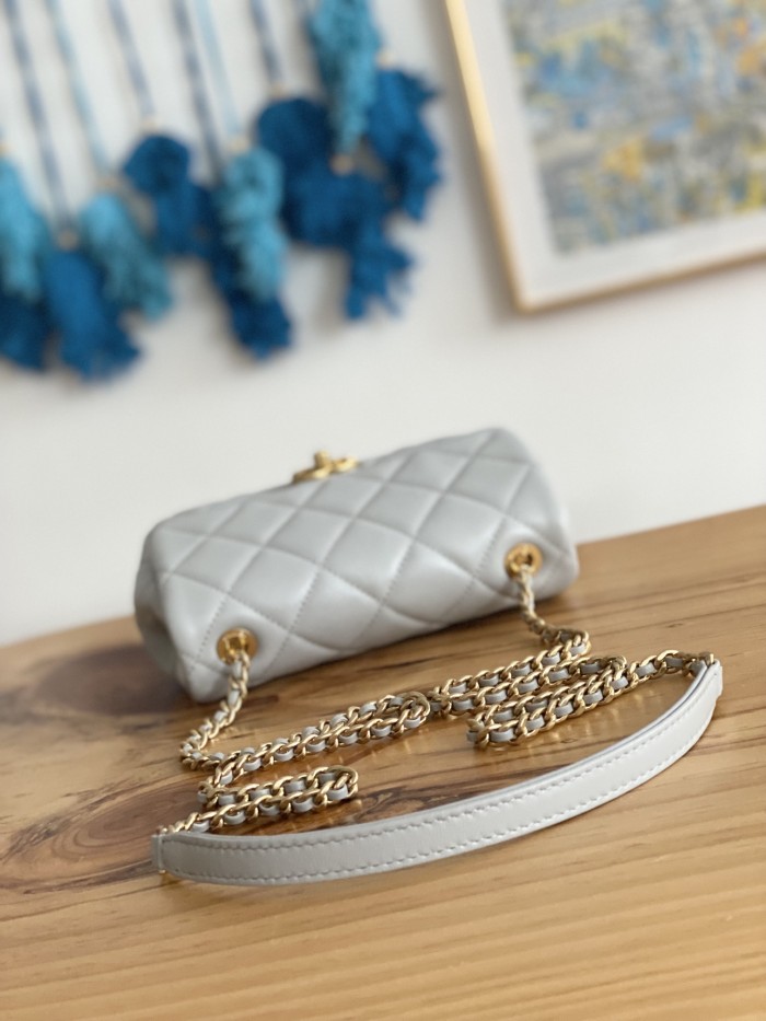 Handbag Chanel 3474 size 15*20*8 cm