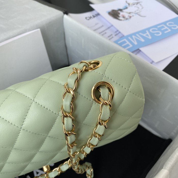 Handbag Chanel A01112 size 15.5x25.5x6.5 cm