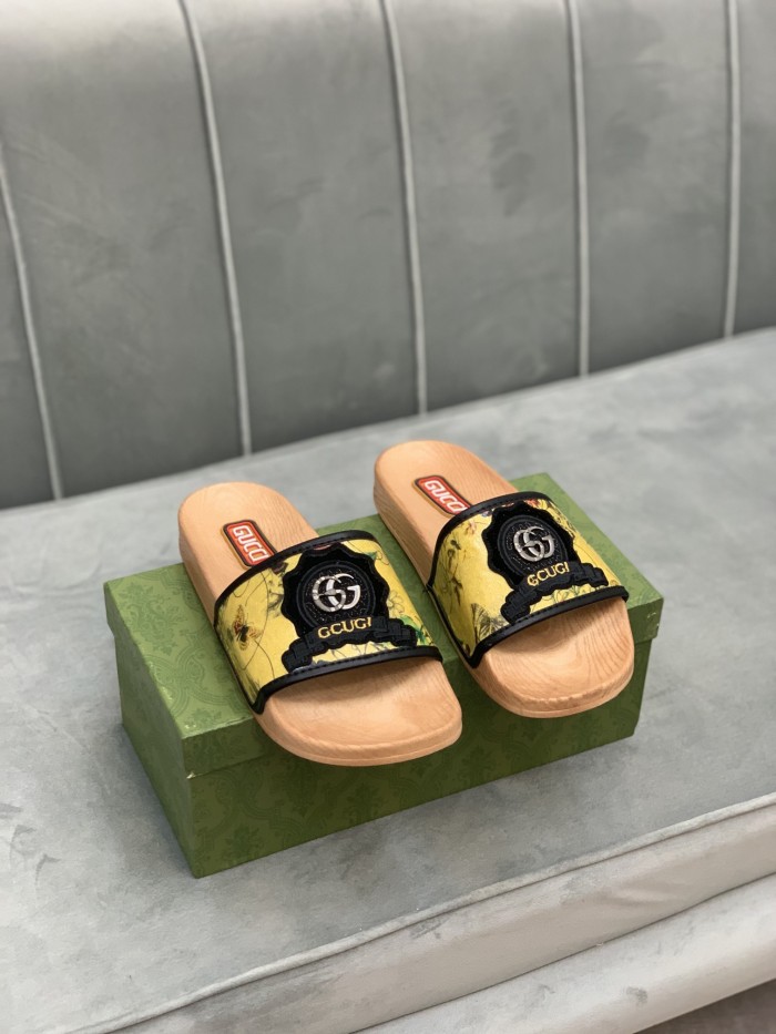 Gucci Slippers 54