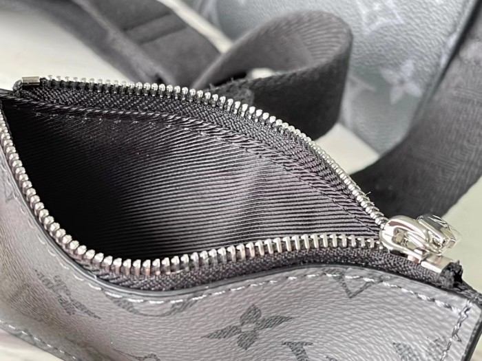 Handbag Louis Vuitton M81018 M81115 size 22 x 14.5 x 4.5cm