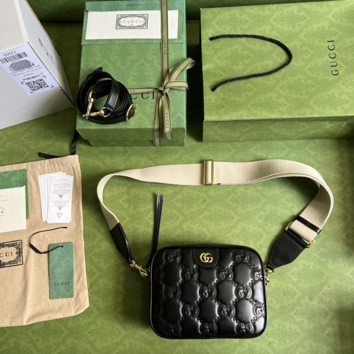 Handbag Gucci 702234 size 21.5x 17x 7.5 cm