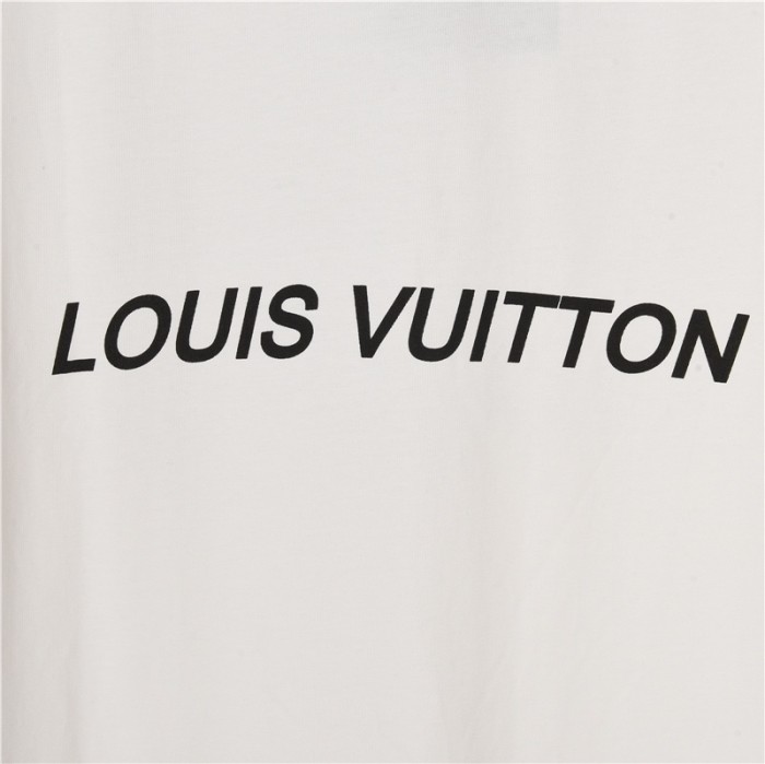 Clothes Louis Vuitton 263