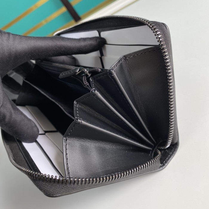 Handbag Gucci 291105 size 19*10*2 cm