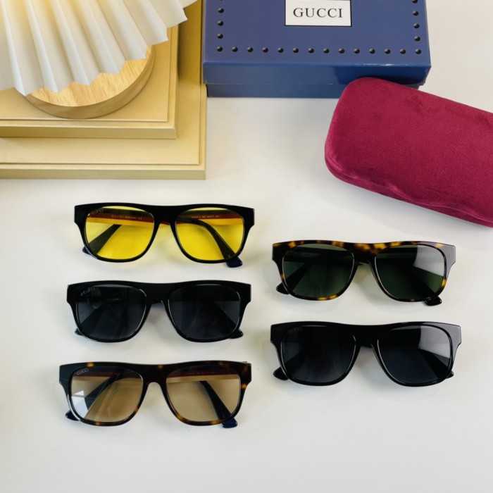 Sunglasses Gucci GG0341S size: 56口17-150