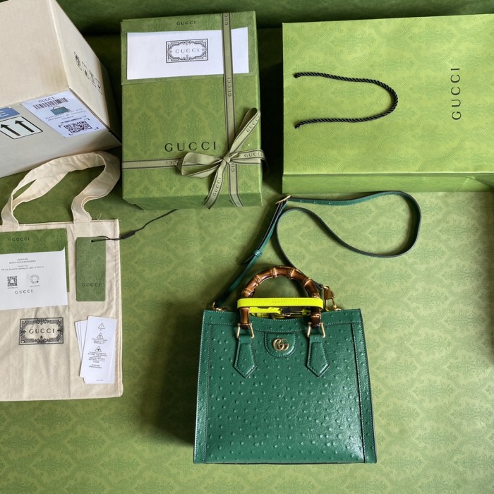 Handbag Gucci 660195 size 27*24*11 cm