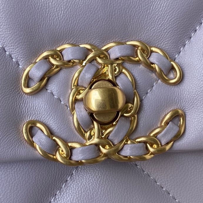 Handbag Chanel size 26 cm