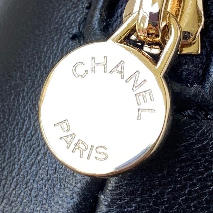 Handbag Chanel AS2514 size 𝟏𝟏*𝟏𝟖*𝟔 𝐜𝐦