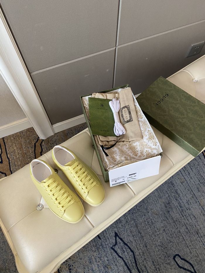 Gucci Women's Ace sneaker with bee sneaker 4