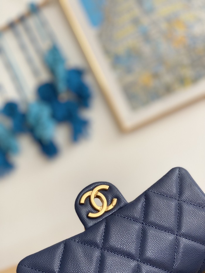 Handbag Chanel 3369 size 21X14.5X6 cm