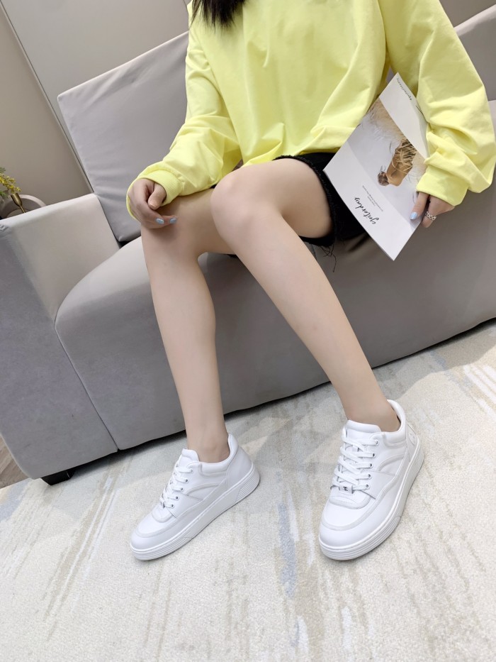 Chanel Low Top Sneaker 56