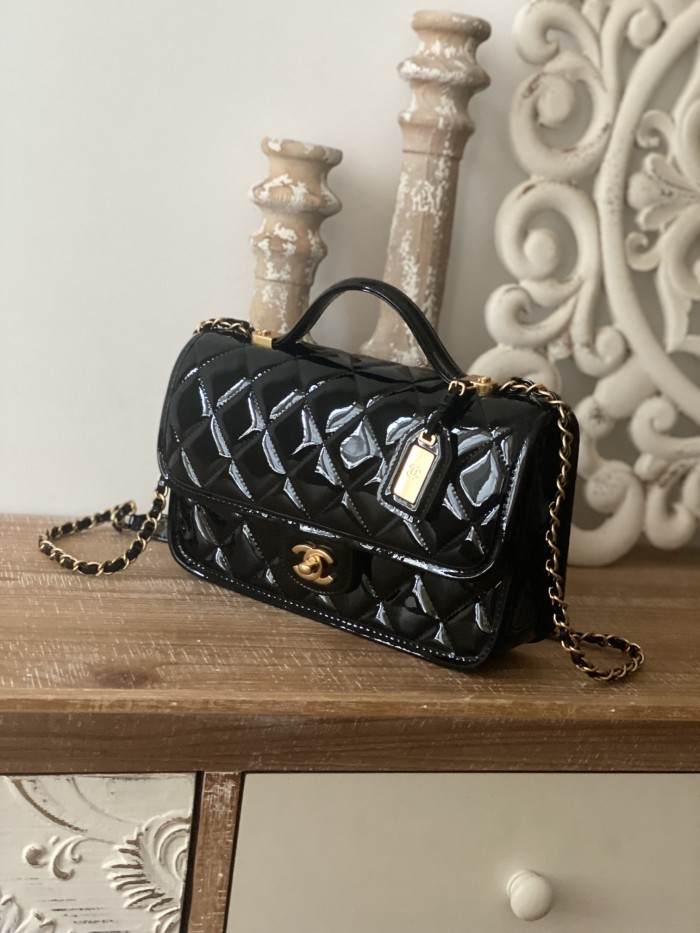 Handbag Chanel AS3653 size 25x21.5x7 cm